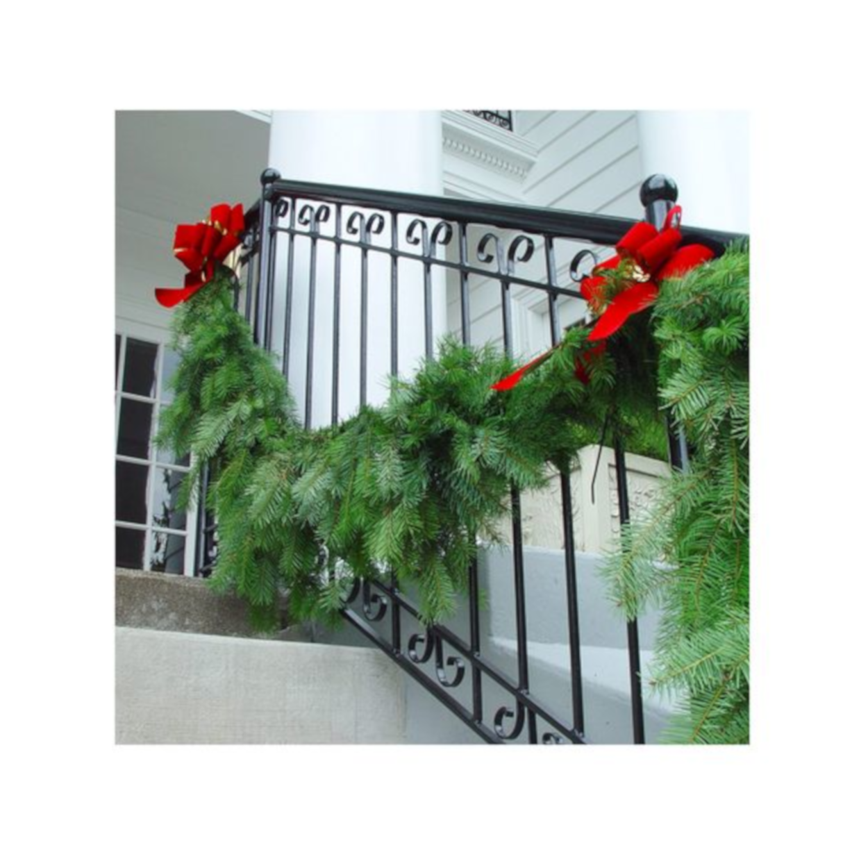 christmas tree garland