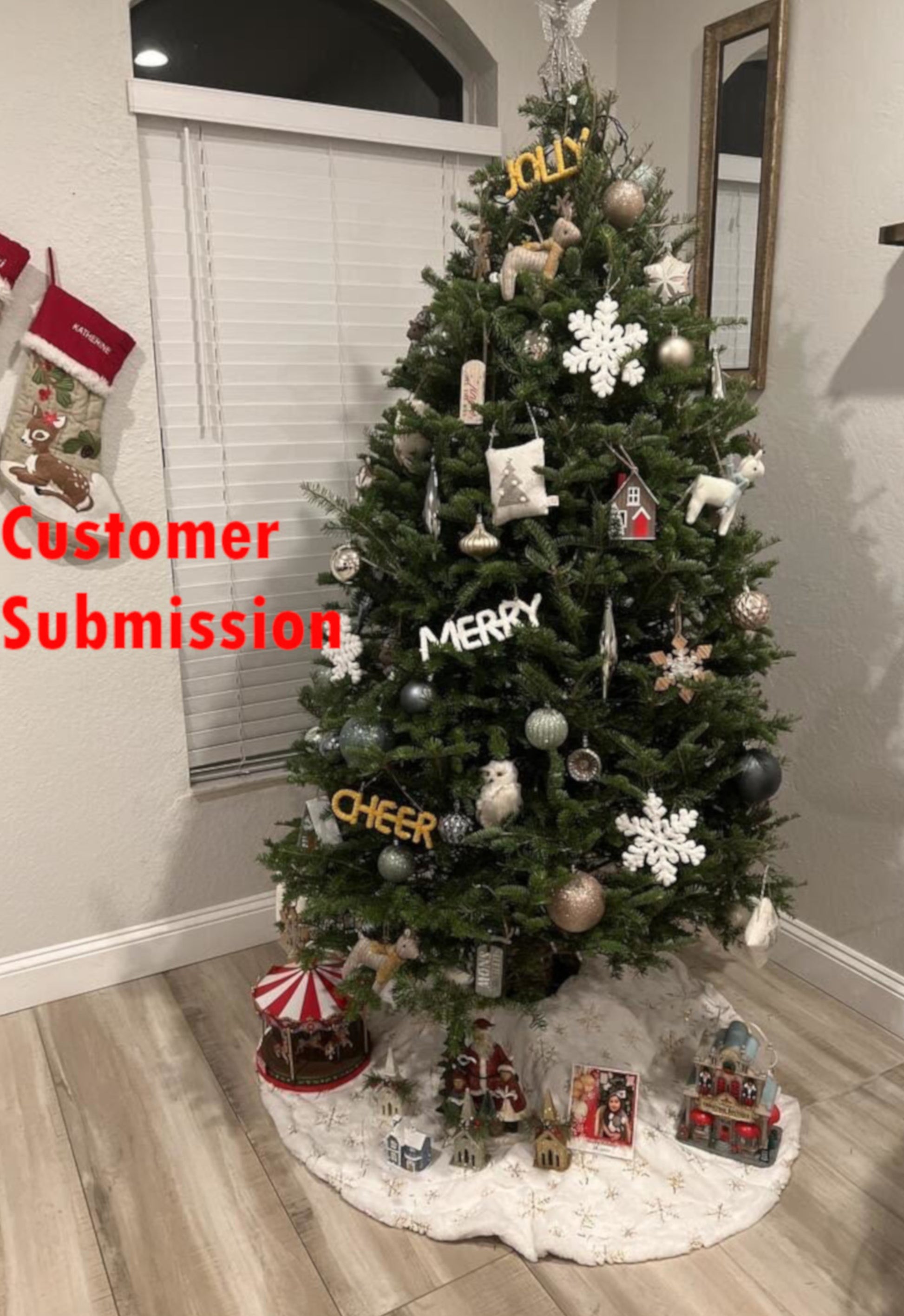 chcristmas trees in mail customer submission